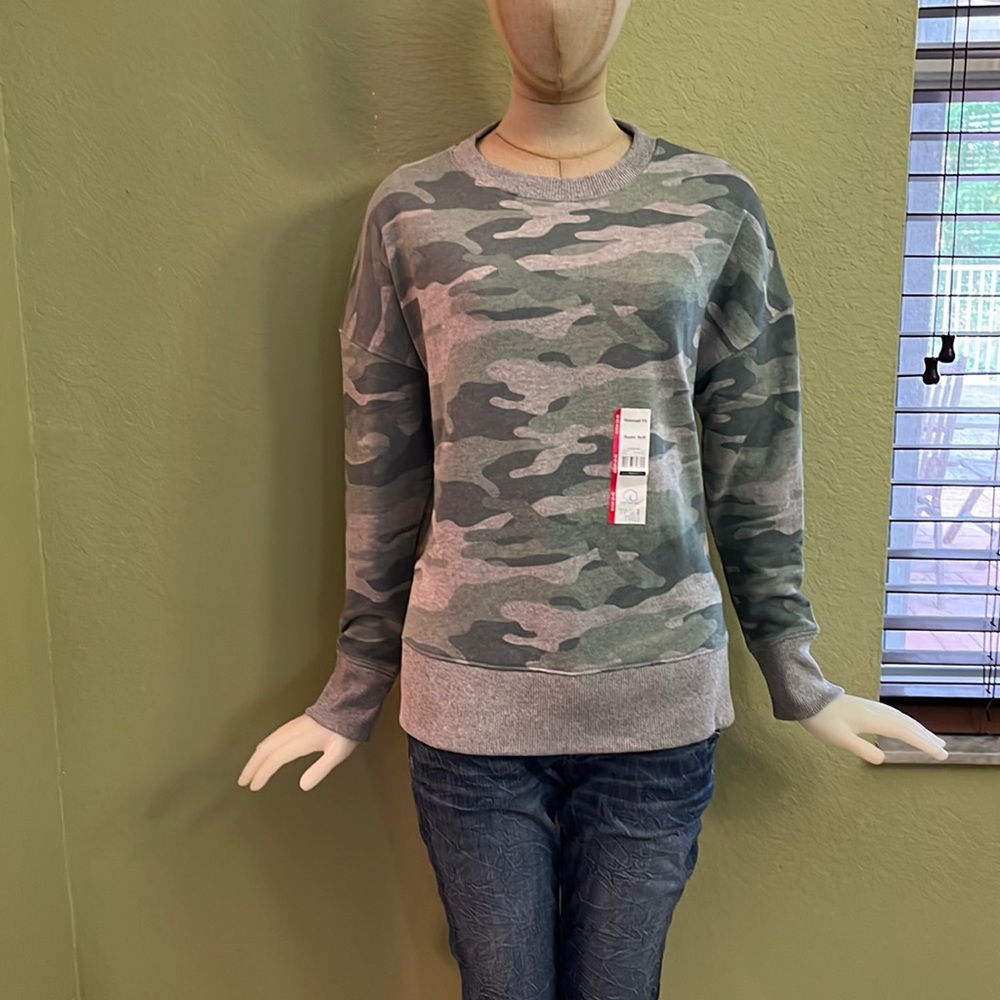 Camouflage sweatshirt